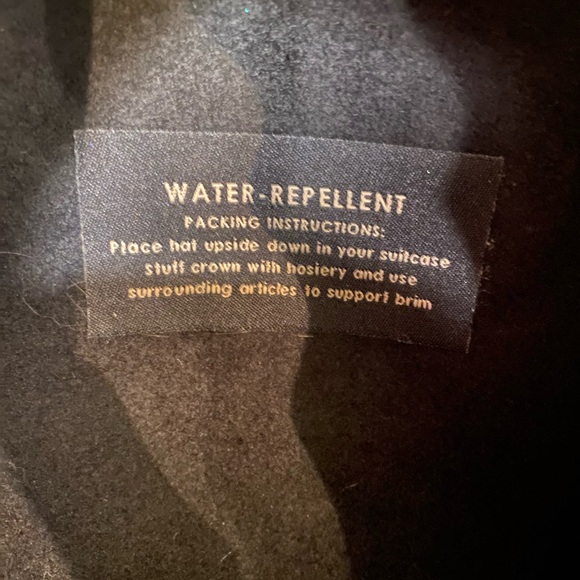 Eric Javits NWOT Cloche Style Black Felt Hat - Picture 4 of 5